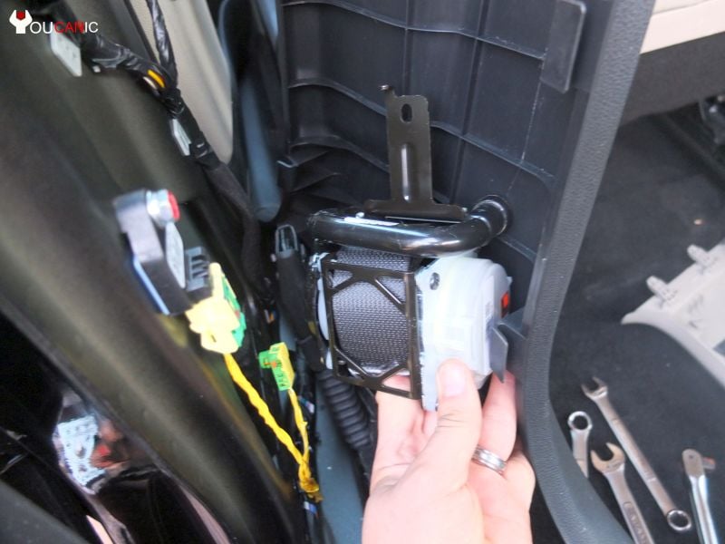Kia Airbag Light On Problem
