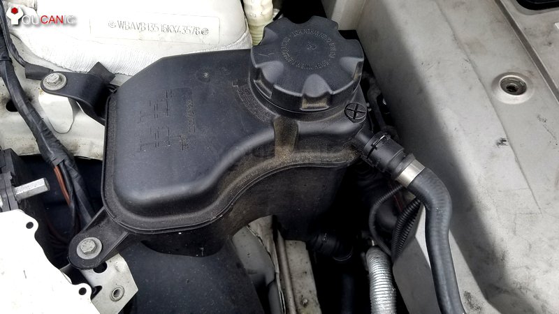 2006 bmw x3 coolant light